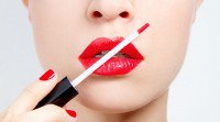 red-lips